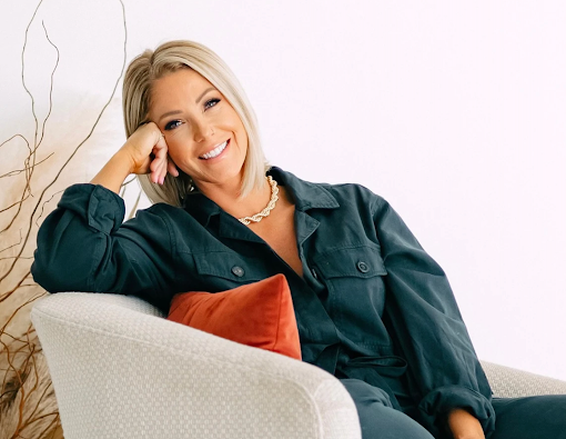 business coach, podcast host and entrepreneur, jessica burgio